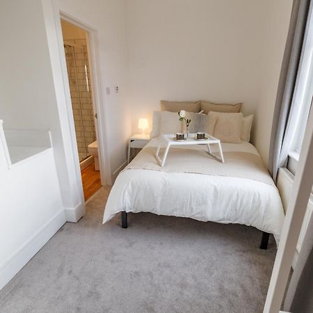 Sapphire Home Stay Liverpool Dış mekan fotoğraf